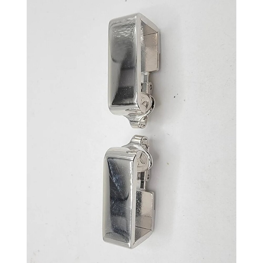 Beautiful‎ Signed Avon Silver Tone Clip On Earrings